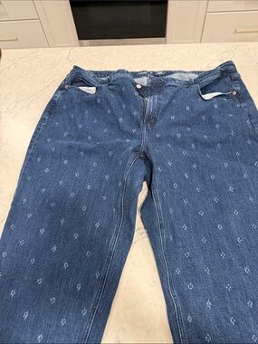 Old Navy Dark Blue Straight Leg Jeans with Subtle Pattern